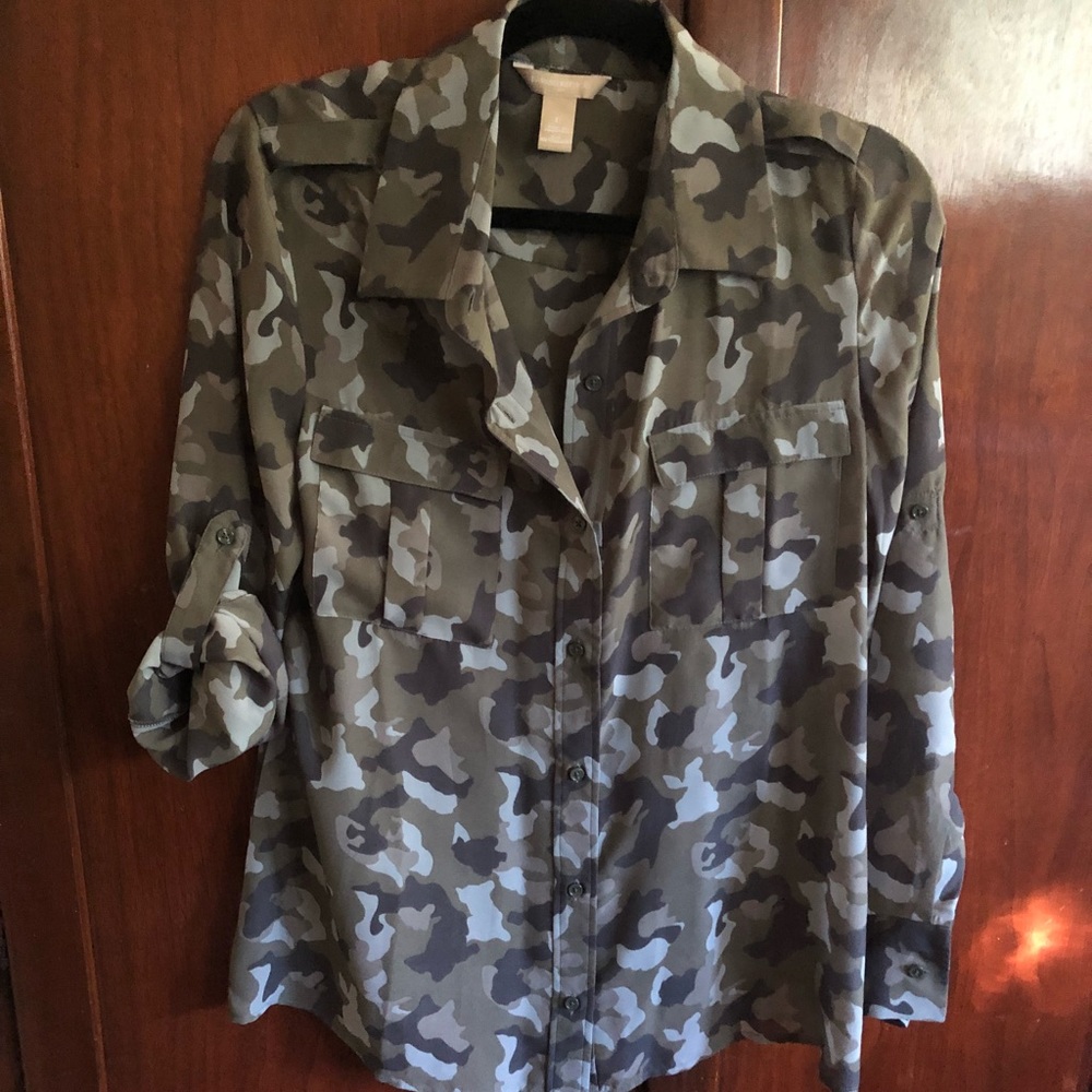 Banana Republic Camo Button Up Shirt Sz L NWOT